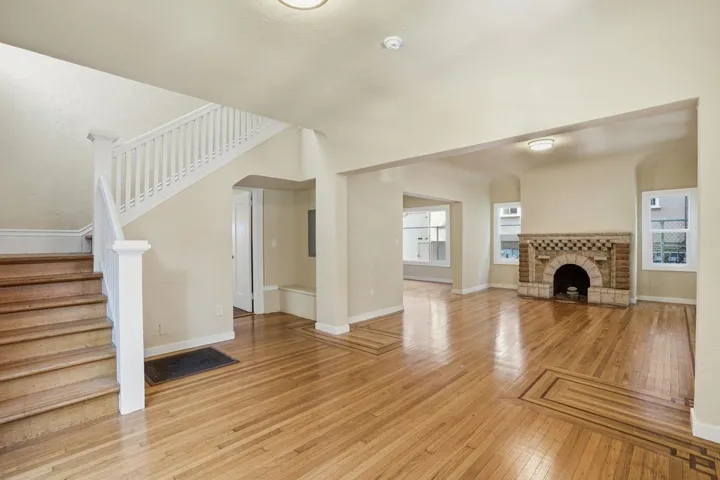 604 56th St, Oakland, California 94609