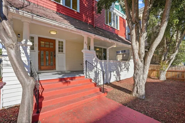 604 56th St, Oakland, California 94609