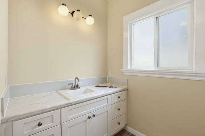 604 56th St, Oakland, California 94609