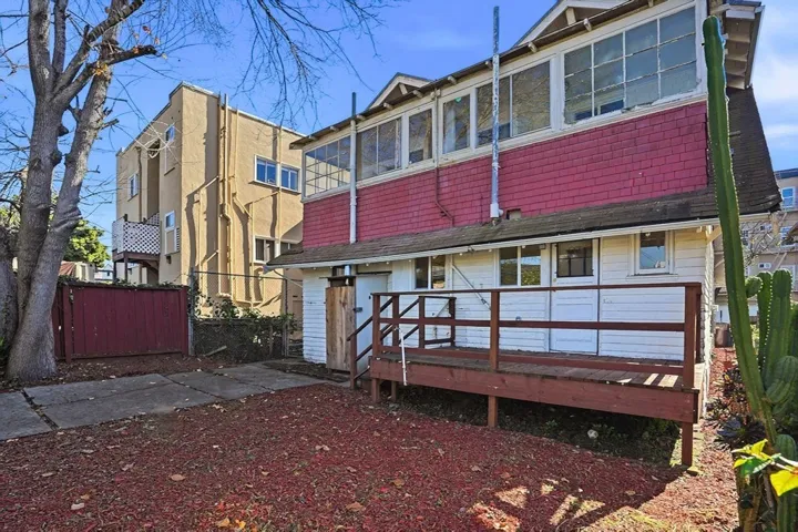604 56th St, Oakland, California 94609