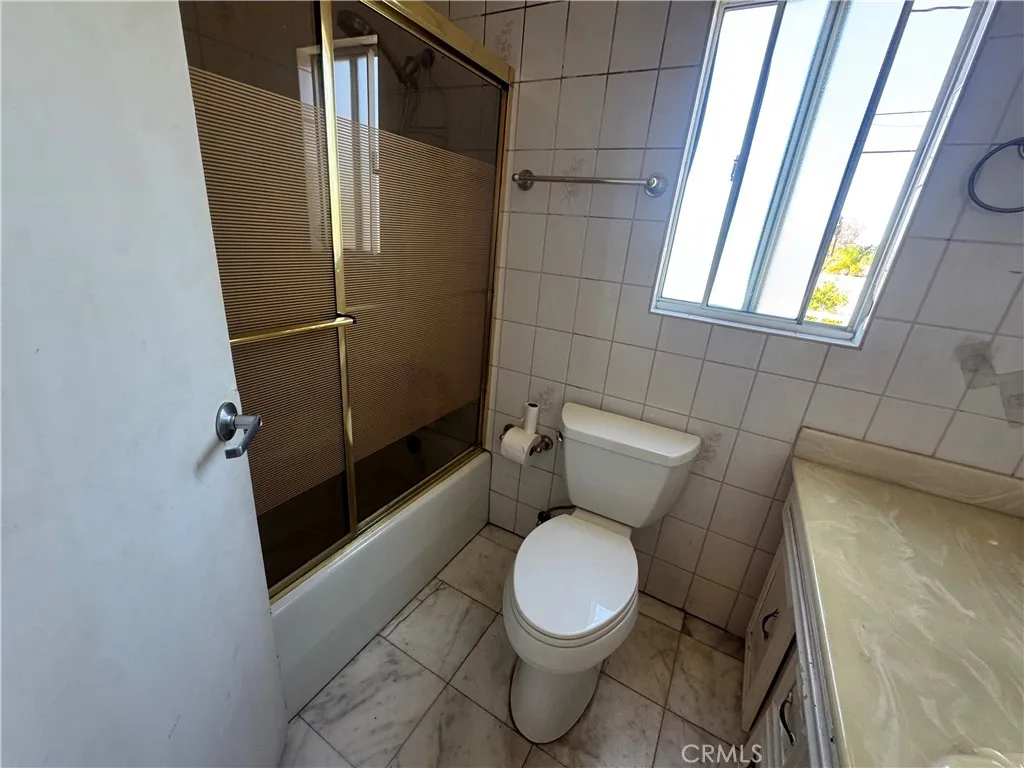 6703 Morse Avenue, North Hollywood, California 91606 home-pic-18