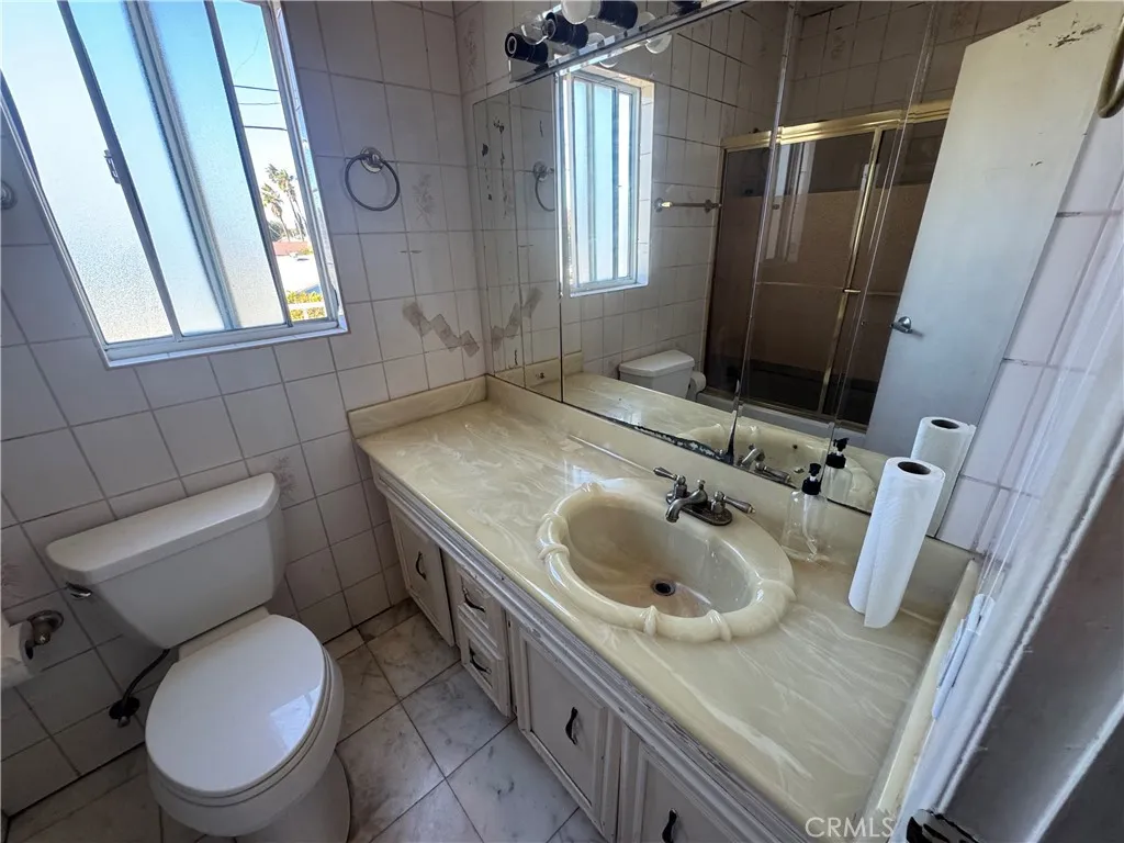 6703 Morse Avenue, North Hollywood, California 91606 home-pic-20