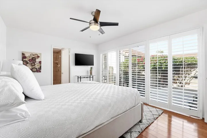 26-2367 S Gene Autry Trail B-25