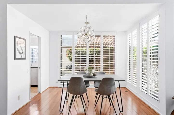 15-2367 S Gene Autry Trail B-14