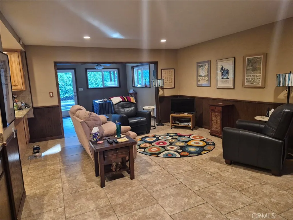 2188 Ranchwood Place, Riverside, California 92506 home-pic-8