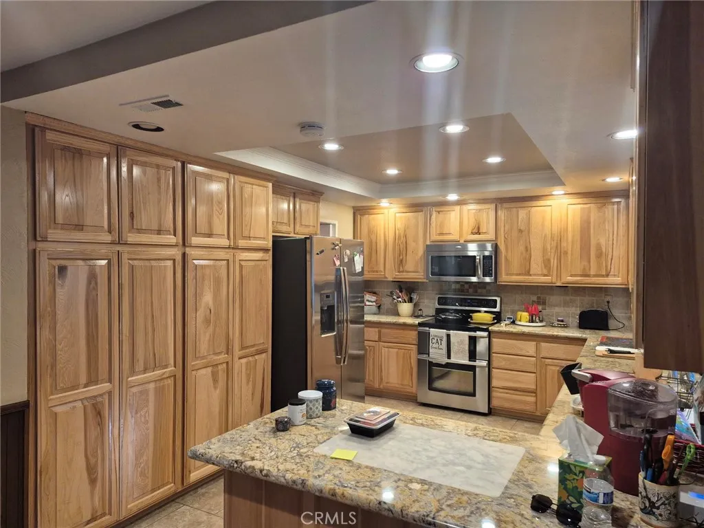 2188 Ranchwood Place, Riverside, California 92506 home-pic-6