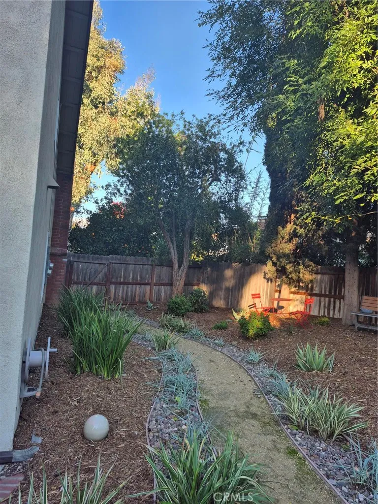 2188 Ranchwood Place, Riverside, California 92506 home-pic-19