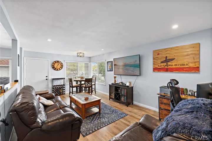 26158 Via Pera, Mission Viejo, California 92691