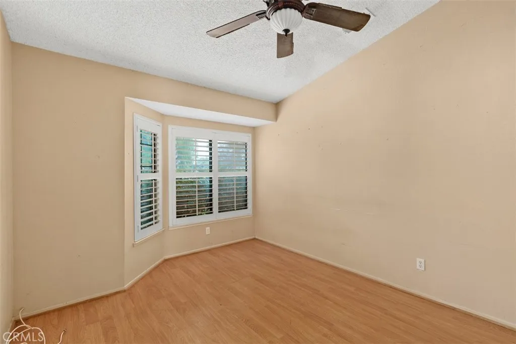 407 Westminister, San Jacinto, California 92583 home-pic-16