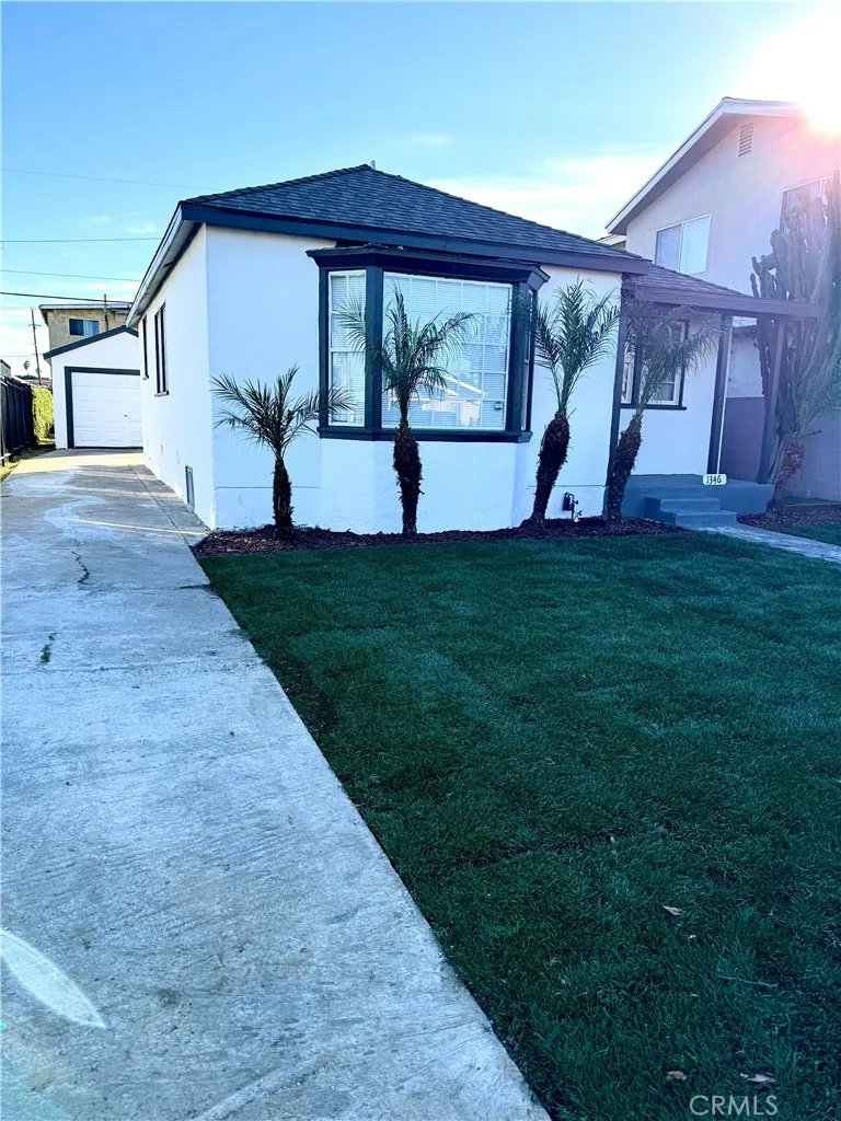 1346 W 92nd, Los Angeles, California 90044 home-pic-2