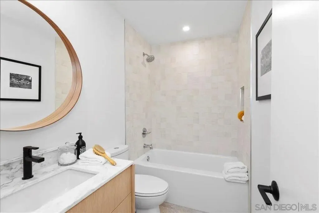 4747 Marina Dr 23, Carlsbad, California 92008 home-pic-15