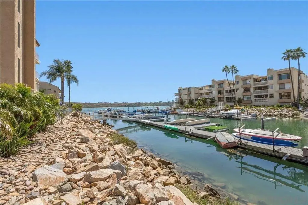 4747 Marina Dr 23, Carlsbad, California 92008 home-pic-17