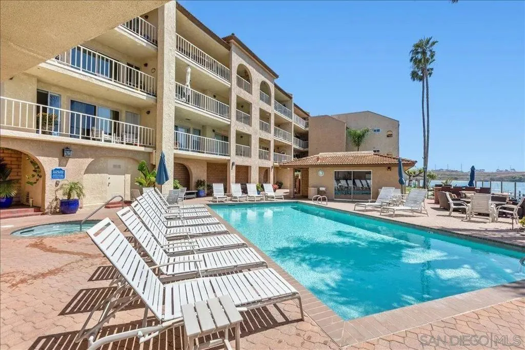 4747 Marina Dr 23, Carlsbad, California 92008 home-pic-19