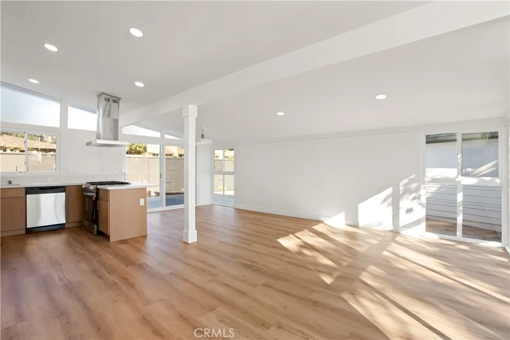 108 S Level, Anaheim, California 92804 home-pic-6