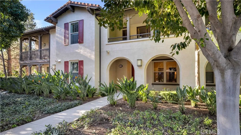 23 Crosspointe, Irvine, California 92618 home-pic-2