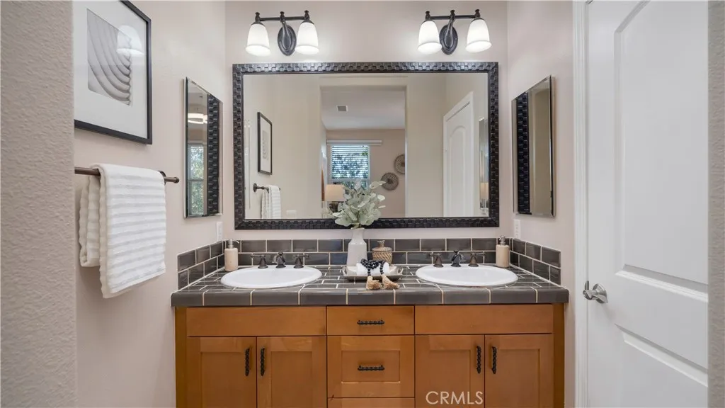 23 Crosspointe, Irvine, California 92618 home-pic-21