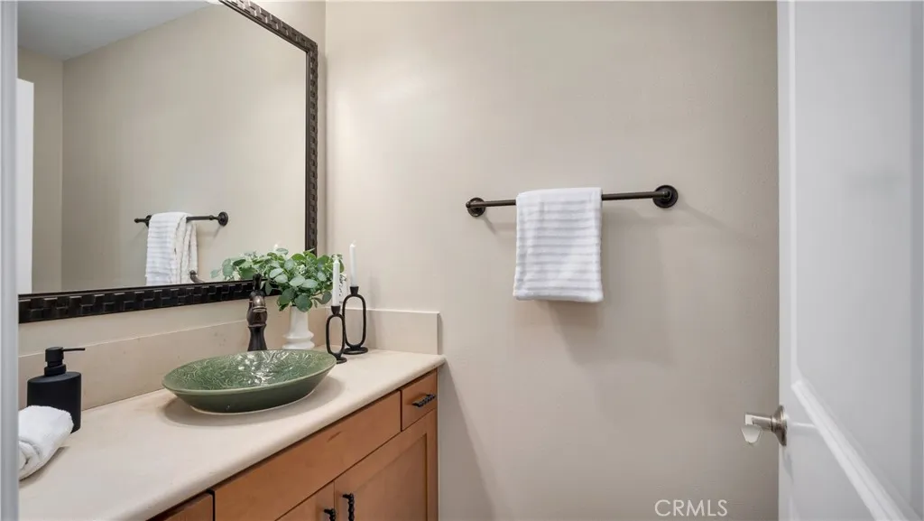 23 Crosspointe, Irvine, California 92618 home-pic-16