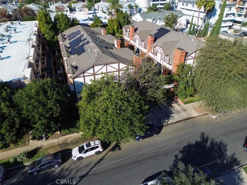 5327 Wilkinson Avenue 6, Valley Village, California 91607 home-pic-41
