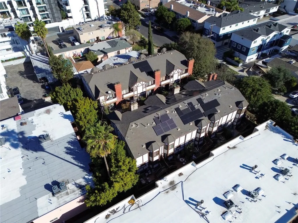 5327 Wilkinson Avenue 6, Valley Village, California 91607 home-pic-44