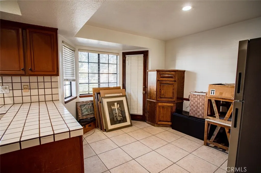 5327 Wilkinson Avenue 6, Valley Village, California 91607 home-pic-14