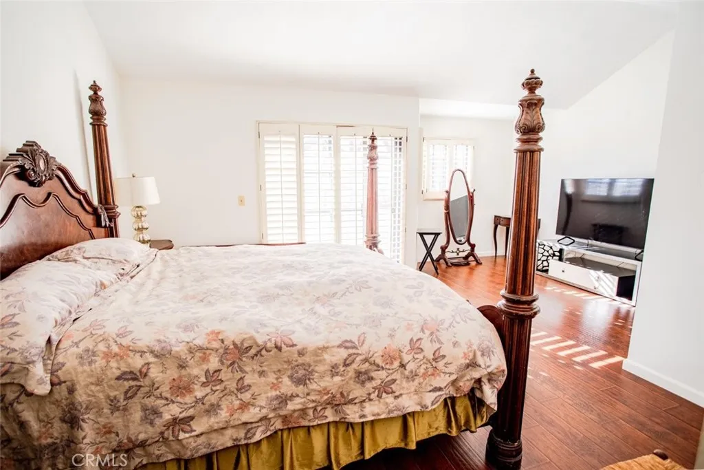 5327 Wilkinson Avenue 6, Valley Village, California 91607 home-pic-20