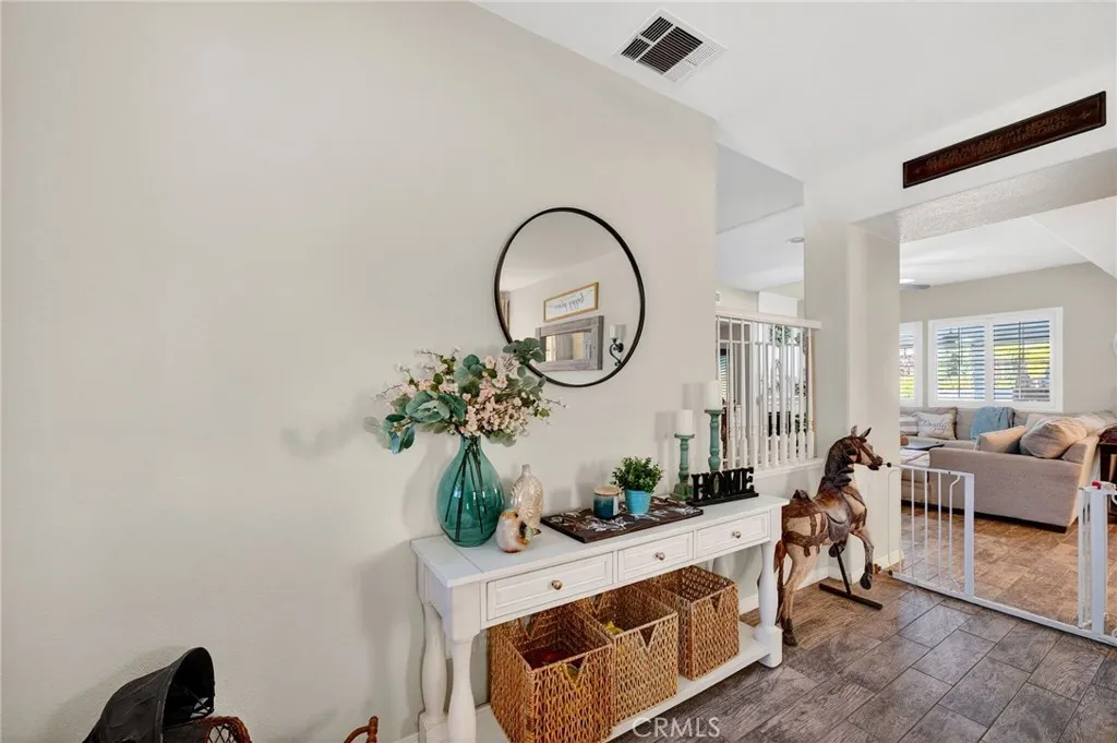 53050 Imperial, Lake Elsinore, California 92532 home-pic-12