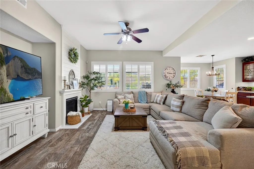 53050 Imperial, Lake Elsinore, California 92532 home-pic-16