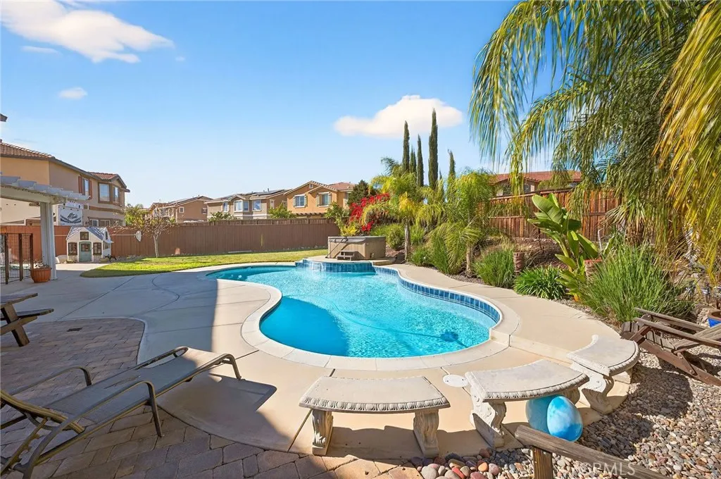 53050 Imperial, Lake Elsinore, California 92532 home-pic-51