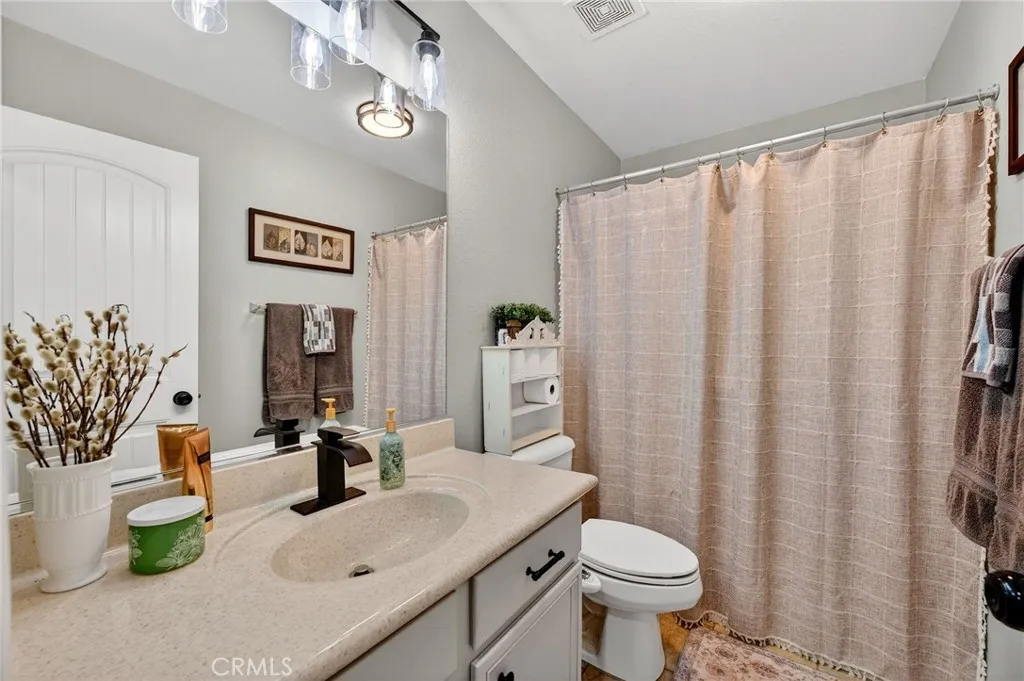 53050 Imperial, Lake Elsinore, California 92532 home-pic-28