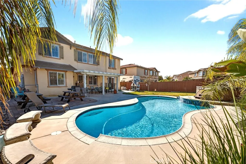 53050 Imperial, Lake Elsinore, California 92532 home-pic-52