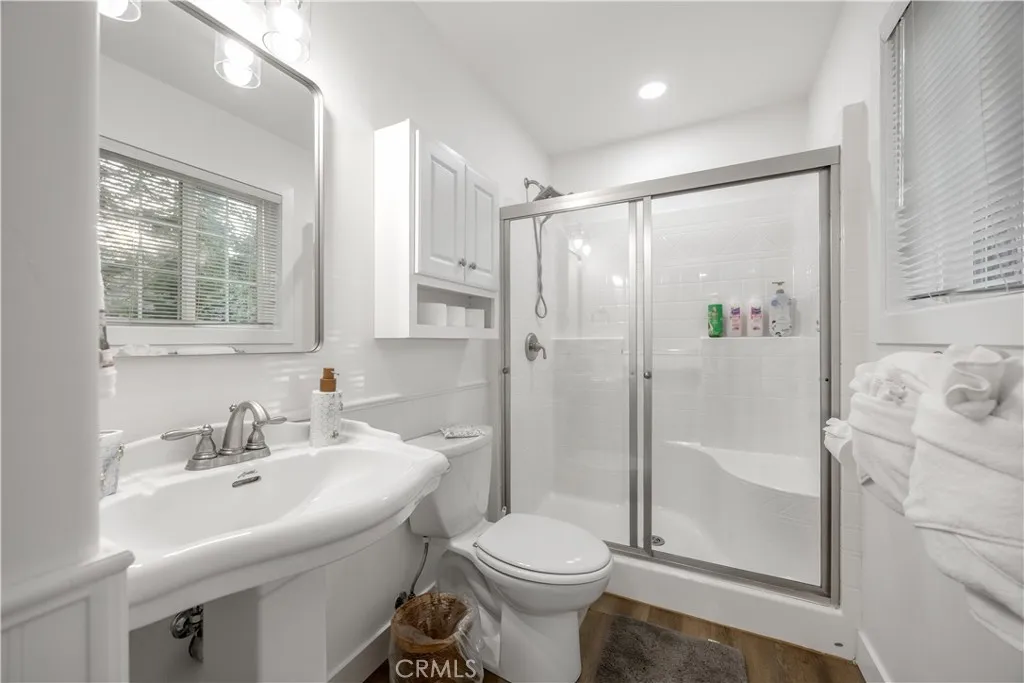 1308 Buffalo Court, Big Bear Lake, California 92315 home-pic-16