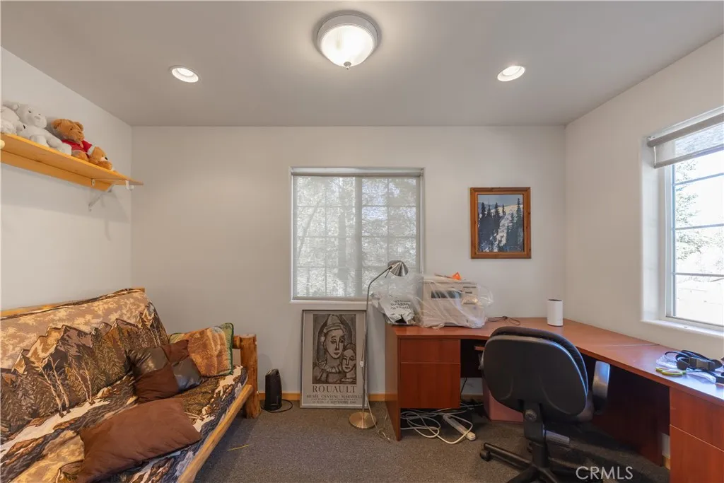 1308 Buffalo Court, Big Bear Lake, California 92315 home-pic-39