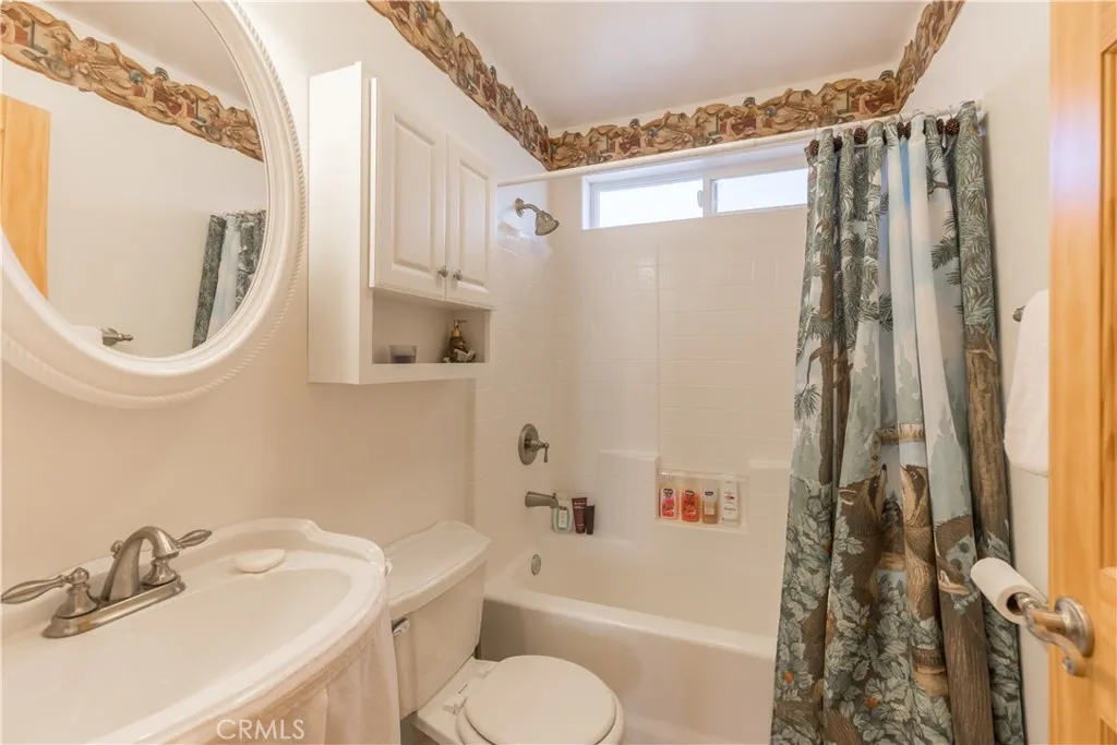 1308 Buffalo Court, Big Bear Lake, California 92315 home-pic-37