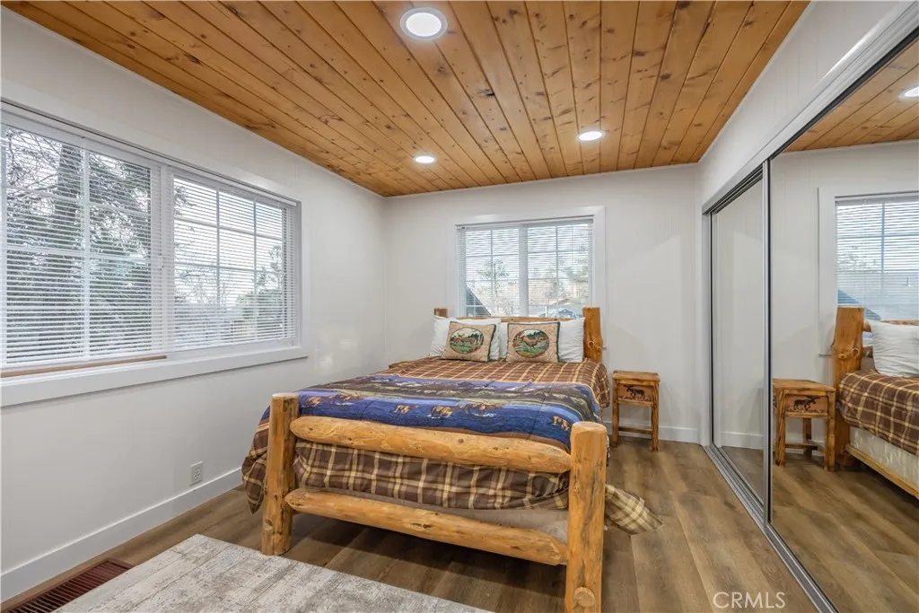 1308 Buffalo Court, Big Bear Lake, California 92315 home-pic-20