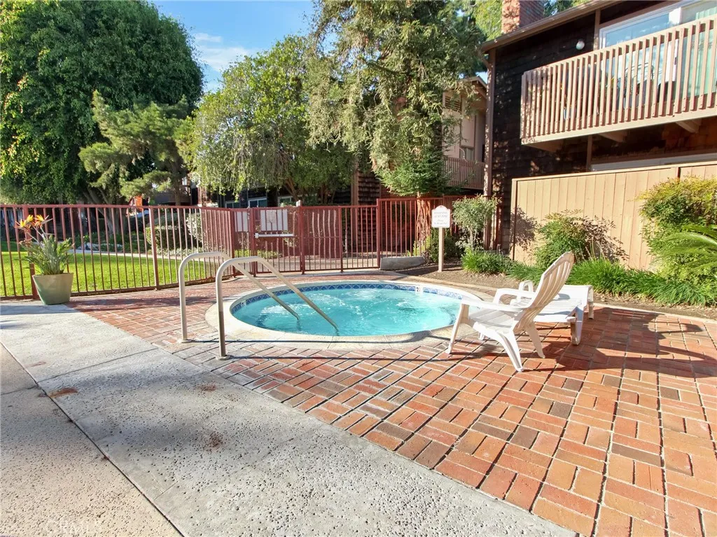 1062 B Cabrillo Park C, Santa Ana, California 92701 home-pic-25