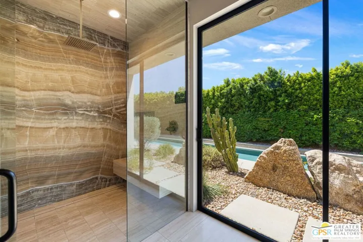 1 Sterling Ridge Drive, Rancho Mirage, California 92270