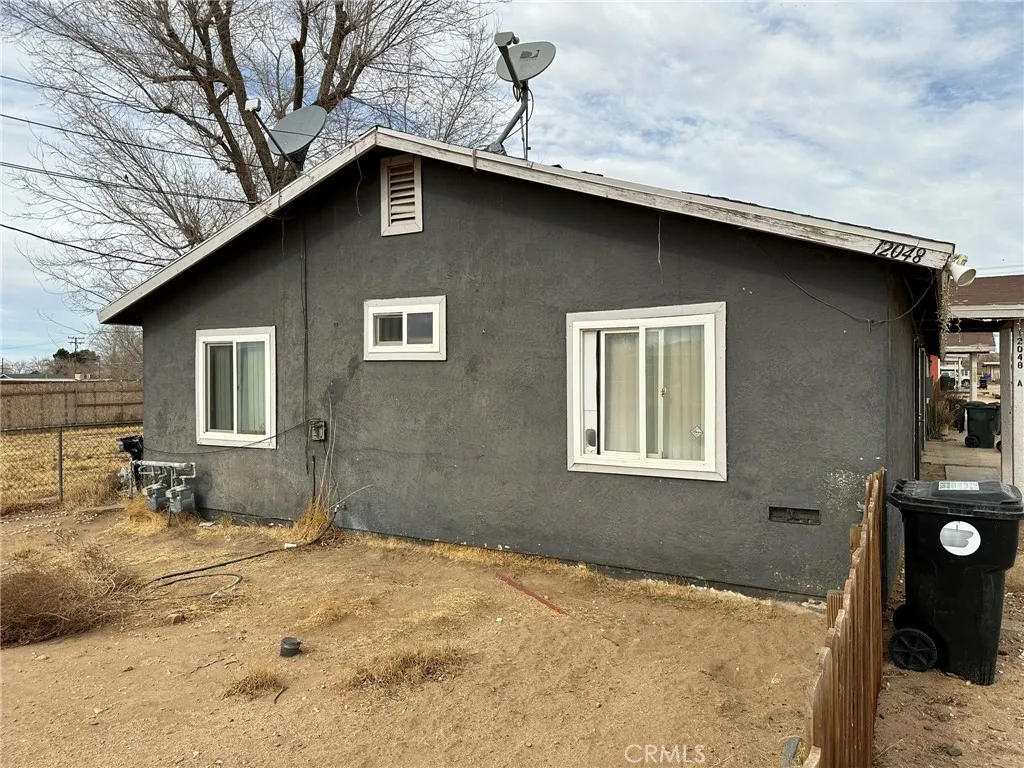 12048 Sand Ave, Adelanto, California 92301 home-pic-5
