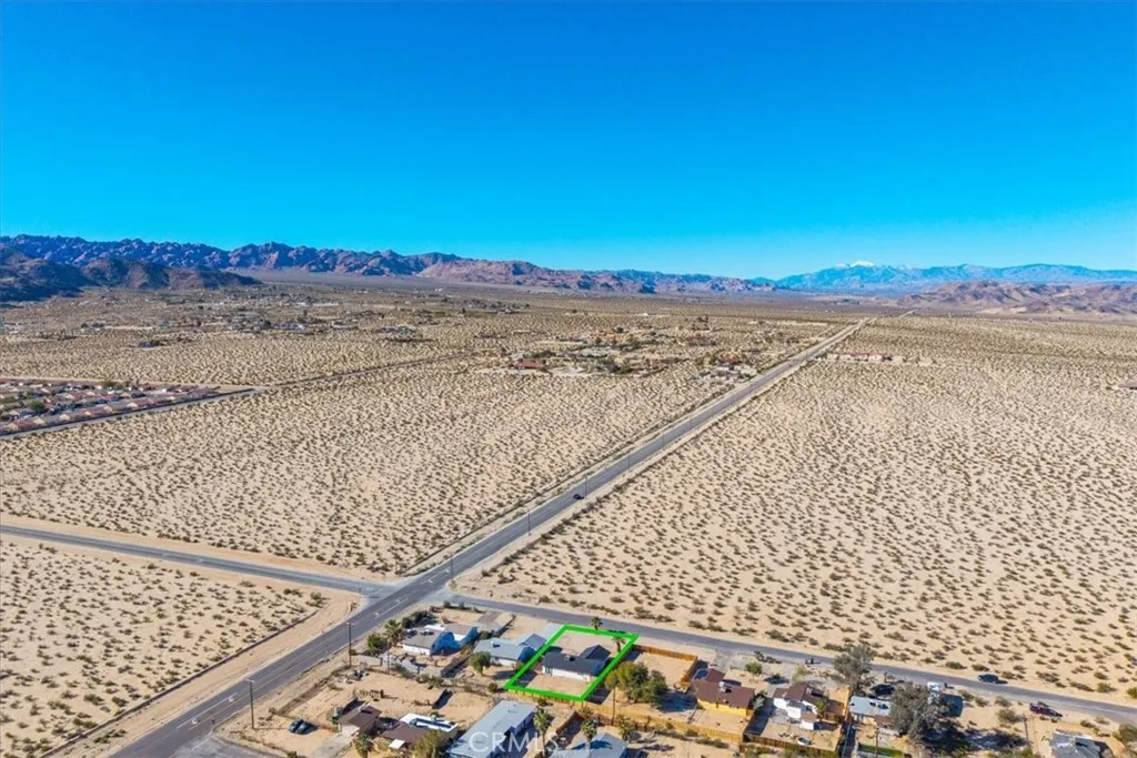 5671 Encelia, 29 Palms, California 92277 home-pic-40
