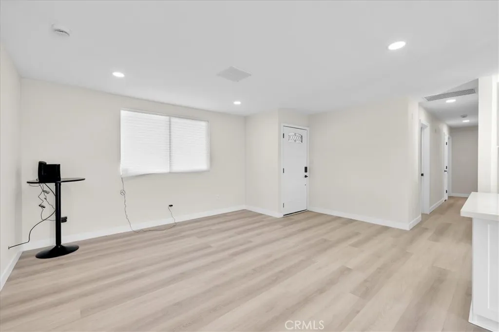 5671 Encelia, 29 Palms, California 92277 home-pic-9