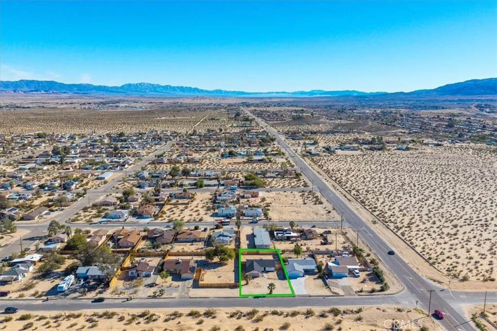 5671 Encelia, 29 Palms, California 92277 home-pic-36