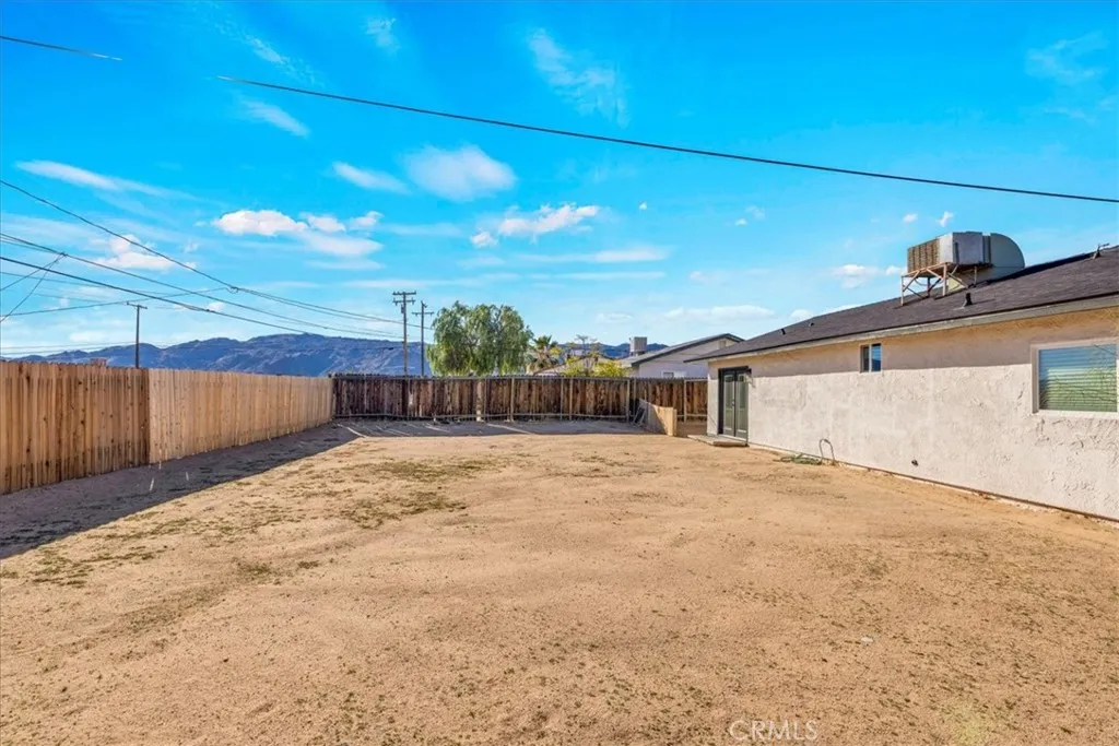 5671 Encelia, 29 Palms, California 92277 home-pic-30