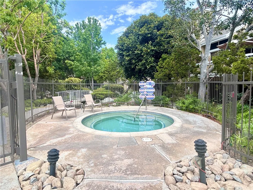3680 S Bear Street 16 / J, Santa Ana, California 92704 home-pic-38