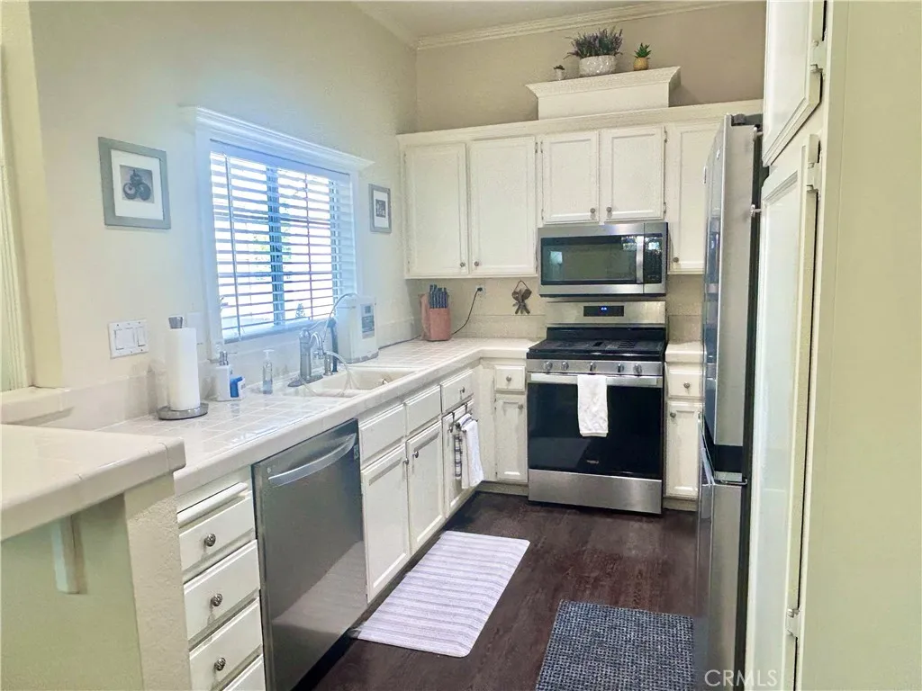 3680 S Bear Street 16 / J, Santa Ana, California 92704 home-pic-13