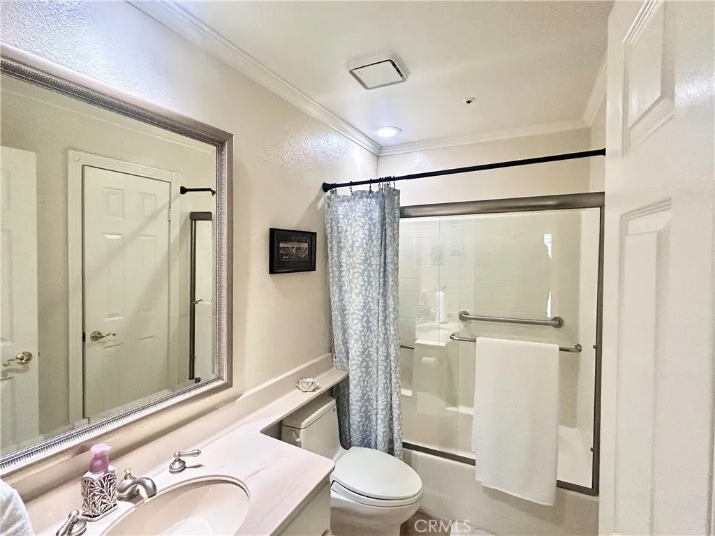 3680 S Bear Street 16 / J, Santa Ana, California 92704 home-pic-26