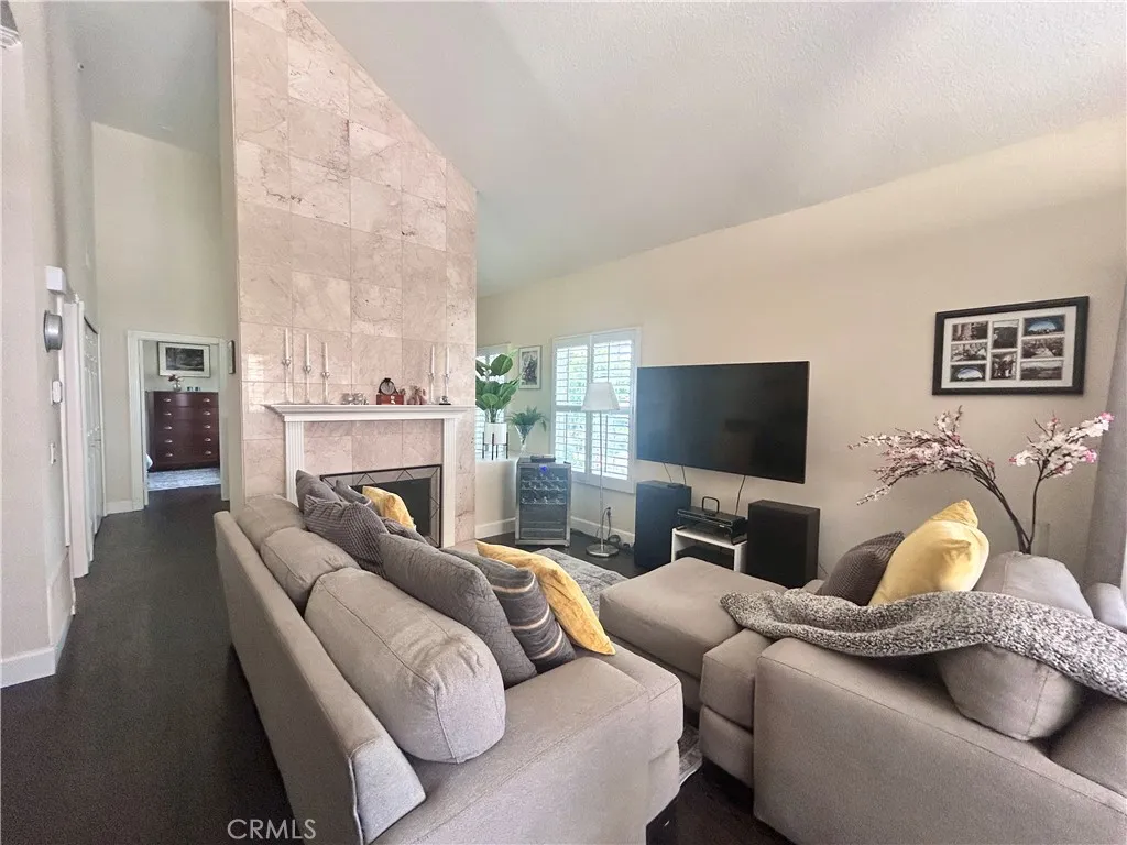 3680 S Bear Street 16 / J, Santa Ana, California 92704 home-pic-6