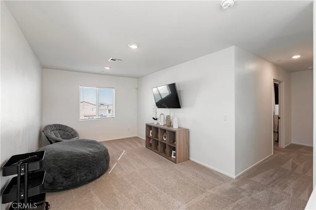 10150 Francis Court, Adelanto, California 92301 home-pic-14