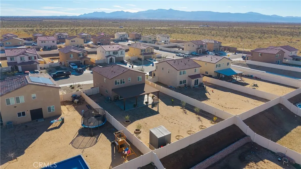 10150 Francis Court, Adelanto, California 92301 home-pic-33