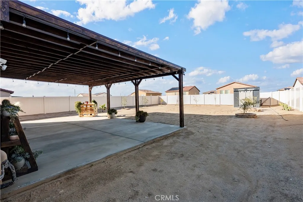10150 Francis Court, Adelanto, California 92301 home-pic-27