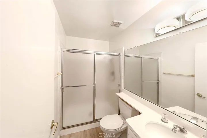 Downstairs Full Hallway Bath