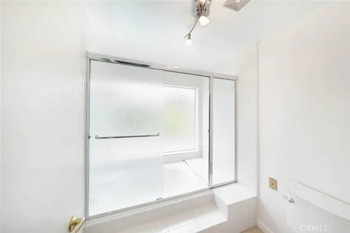 Primary Bath/Shower